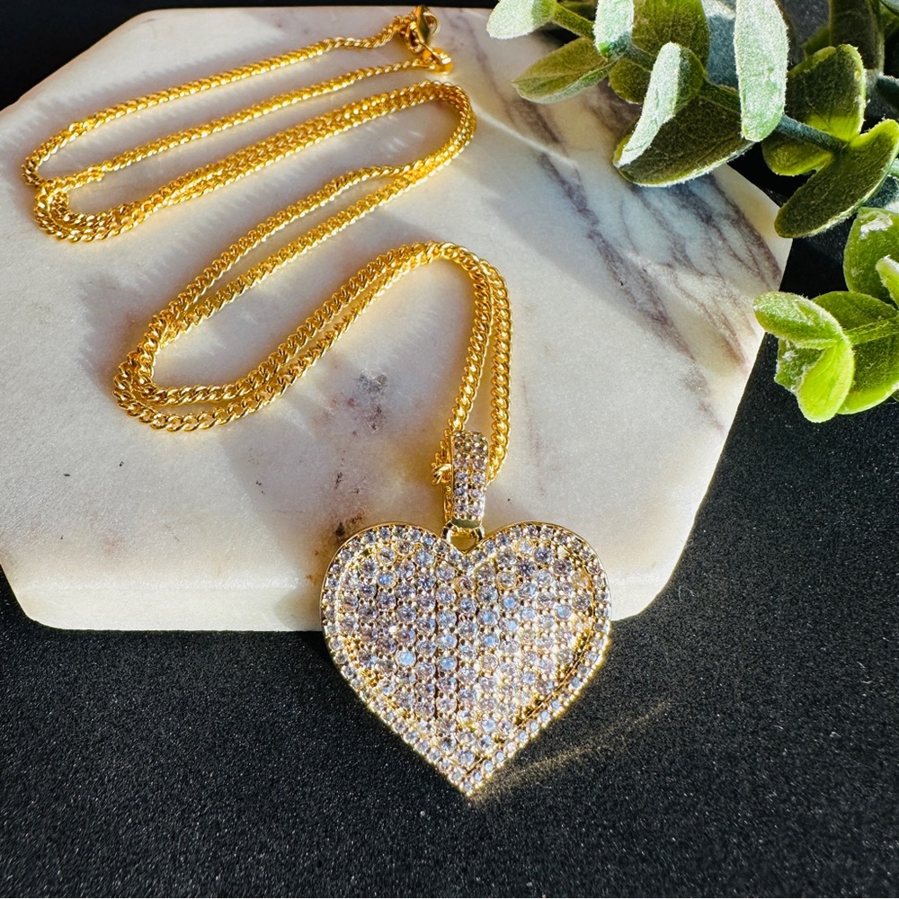 Heart Necklace 18k Gold Pave Crystal Heart Pendant